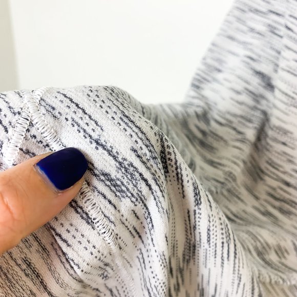 Lululemon free to be wild built in sports bra tank top heather gray purple 4 - Picture 7 of 7